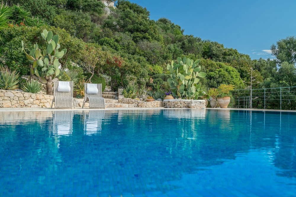 Askos Villa 31/35