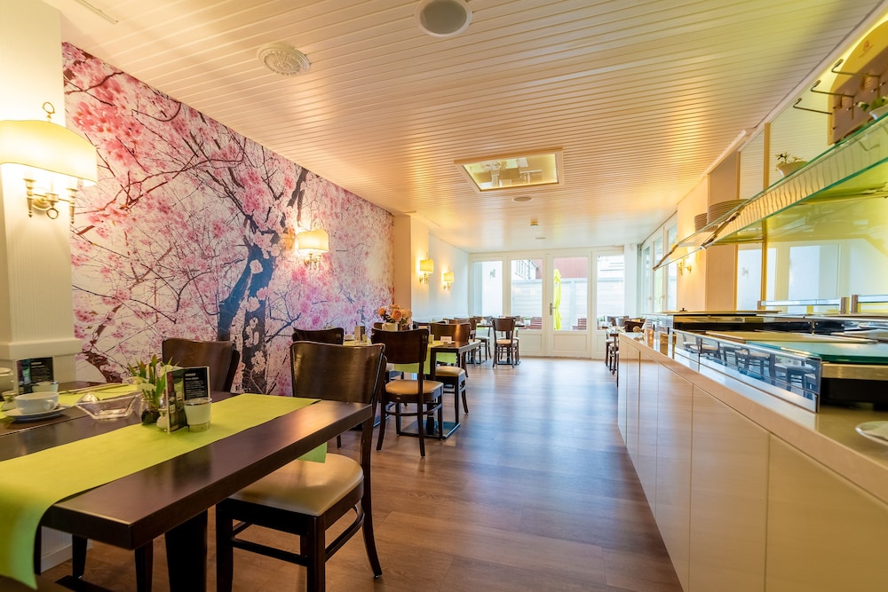 Hotel Zum Kuhhirten 29/47