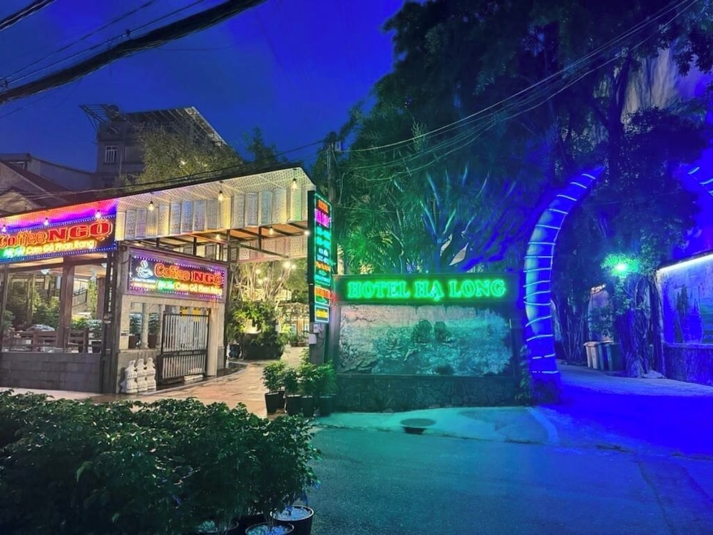 Ha Long Hotel 16/24