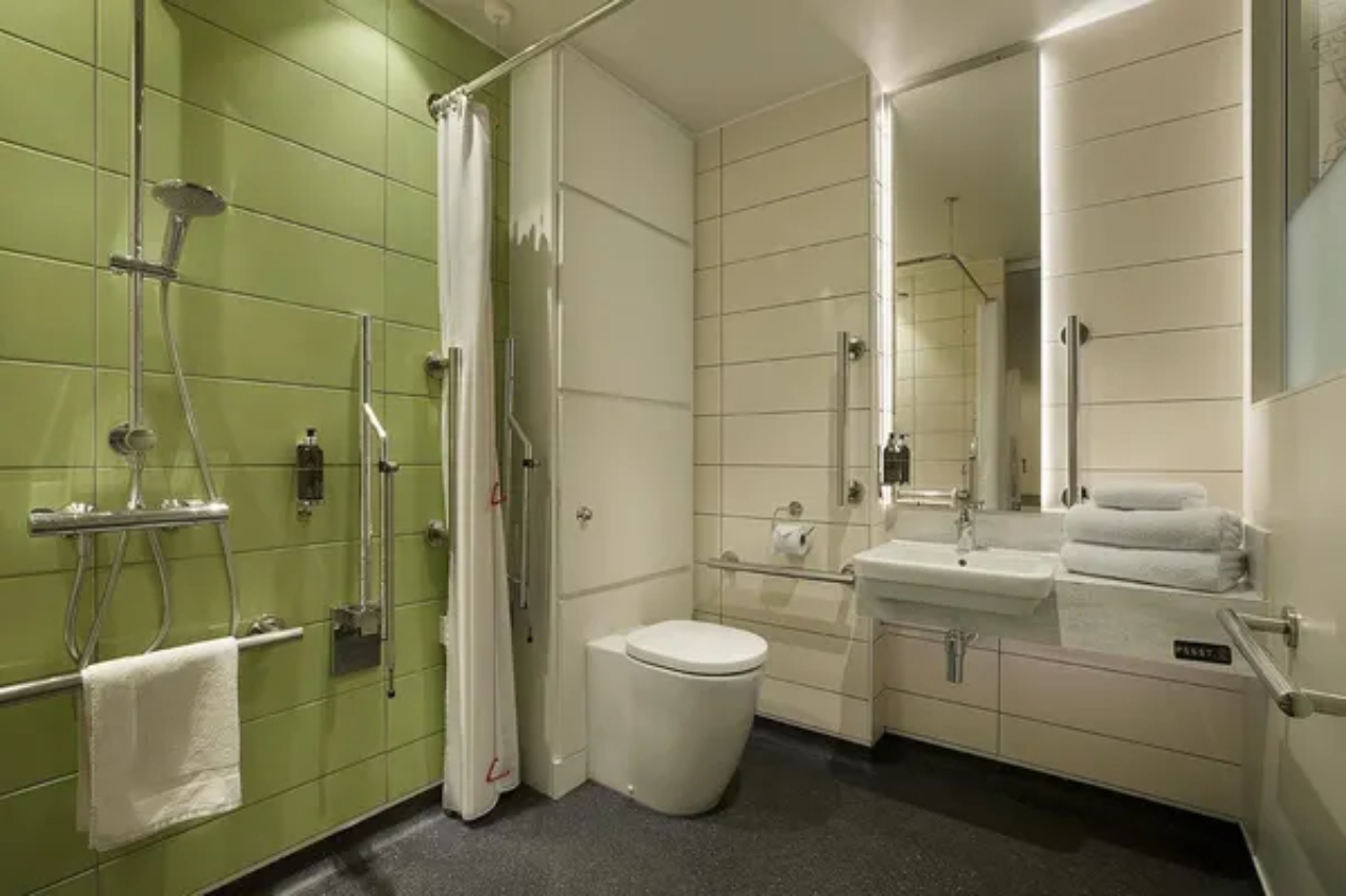 Hub by Premier Inn London Farringdon - Old Bailey 20/23