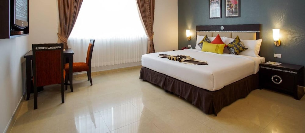 Mac Boutique Suites 20/69