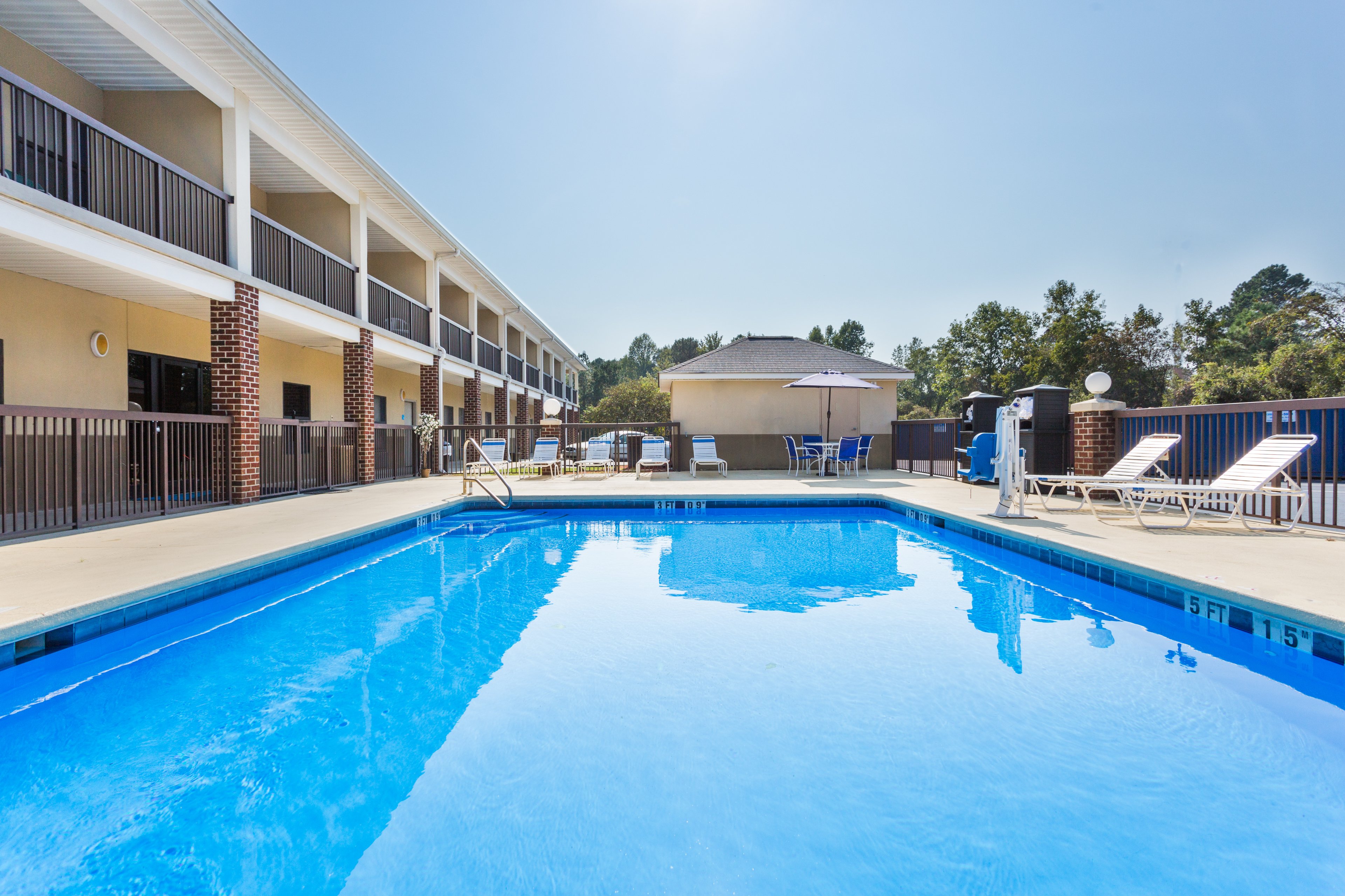 Holiday Inn Express Plymouth 4/54