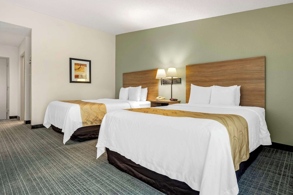 Quality Inn & Suites NRG Park - Medical Center 24/61