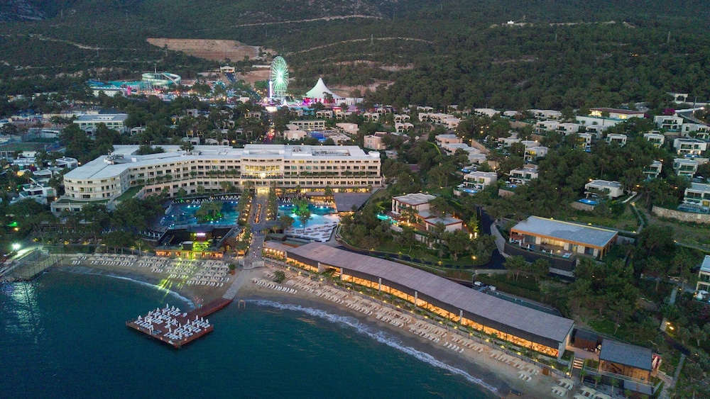 Vogue Hotel Supreme Bodrum 7/98