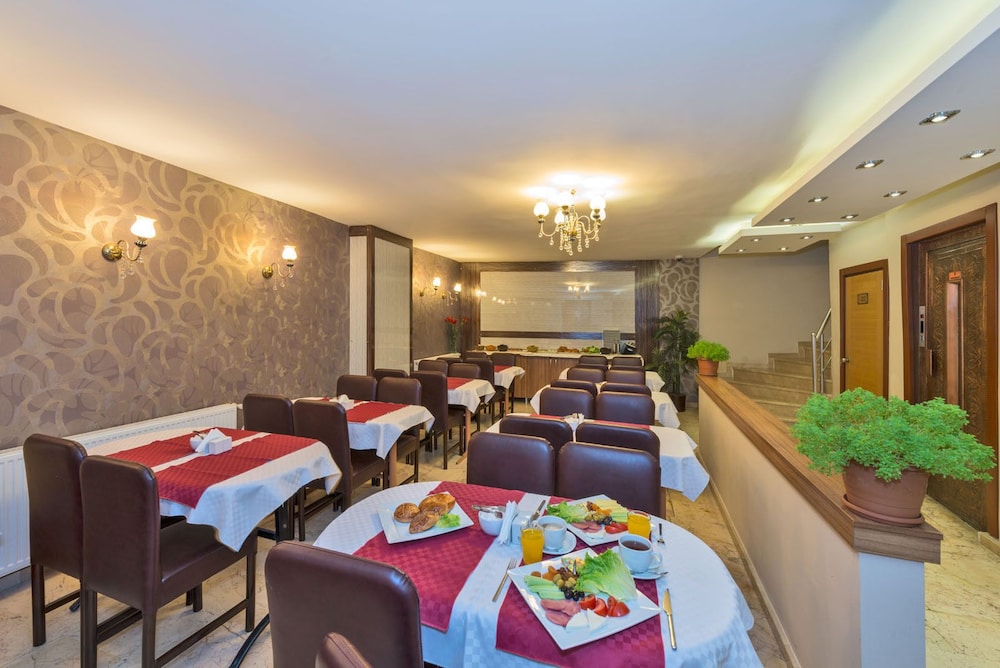 Erbazlar Hotel 38/45