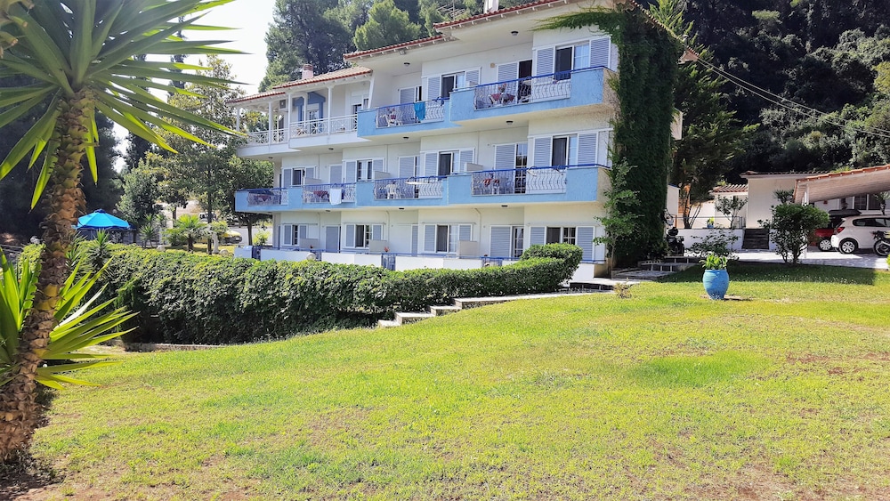 Roditsa Patritsia Apartments 30/36