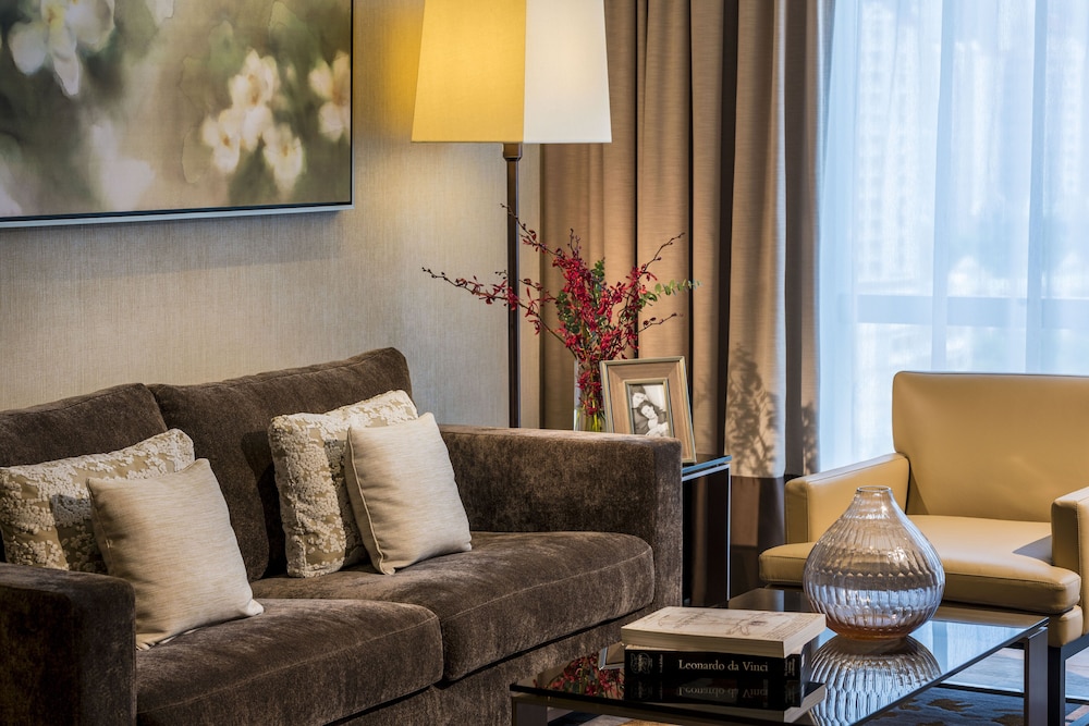 FRASER SUITES GUANGZHOU 43/84