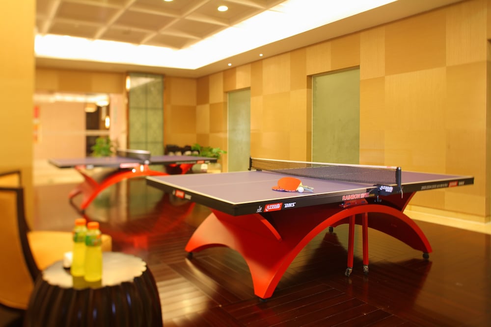New Century Grand 24/29
