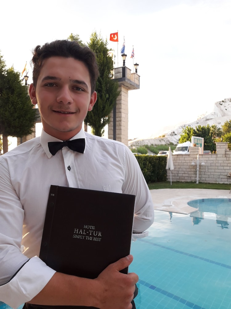 Hal-Tur Hotel 9/50
