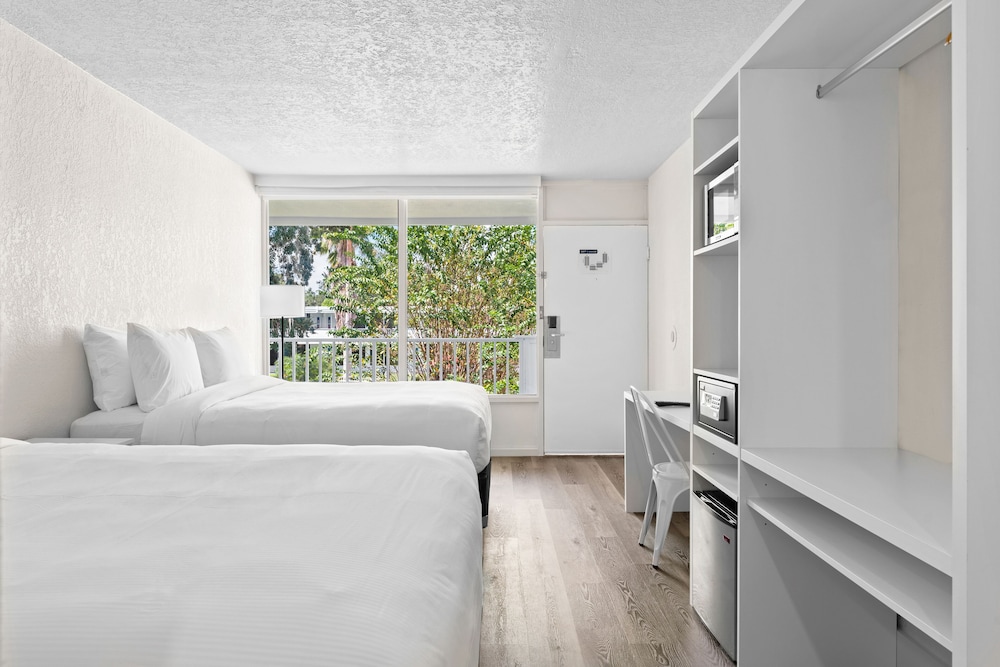 Baymont by Wyndham Orlando Lake Buena Vista South 12/50