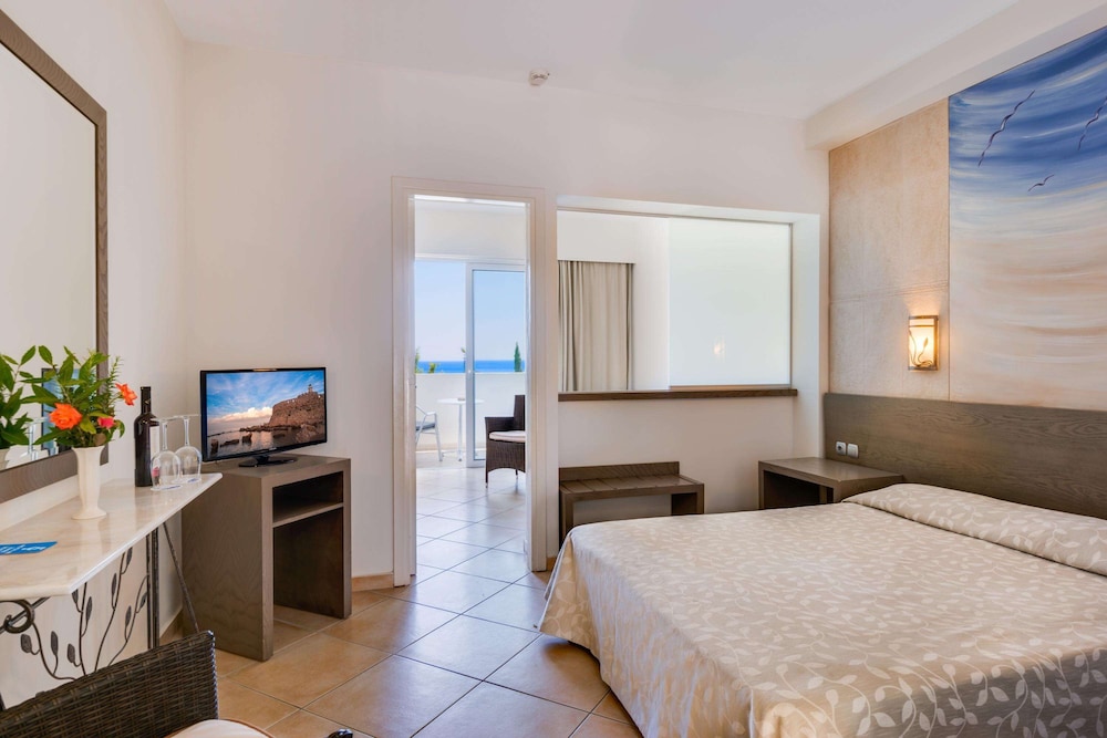Porto Angeli Beach Resort 20/76