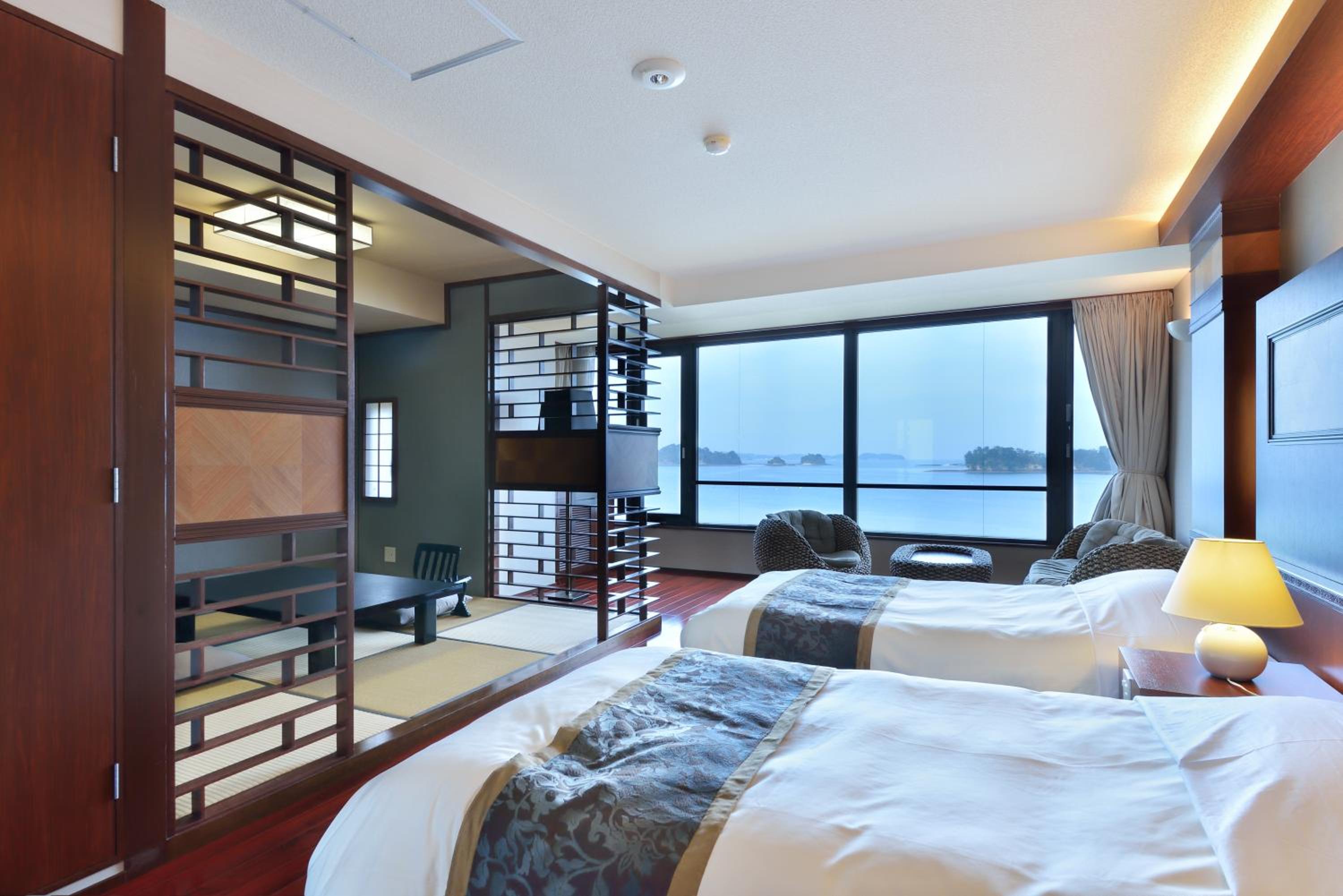Hotel Ryugu 6/58