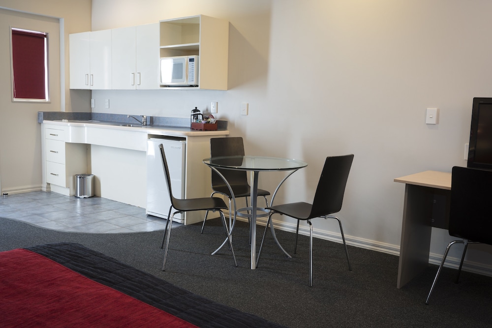 Aubyn Court Spa Motel 36/41