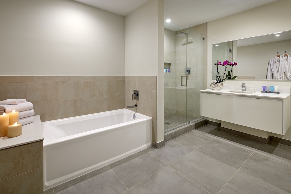COSTA HOLLYWOOD BEACH RESORT 24/72