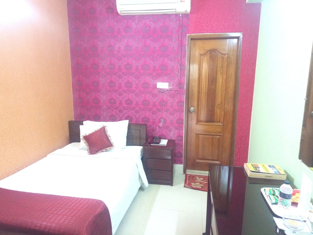 HOTEL LAKE VIEW PLAZA 17/50
