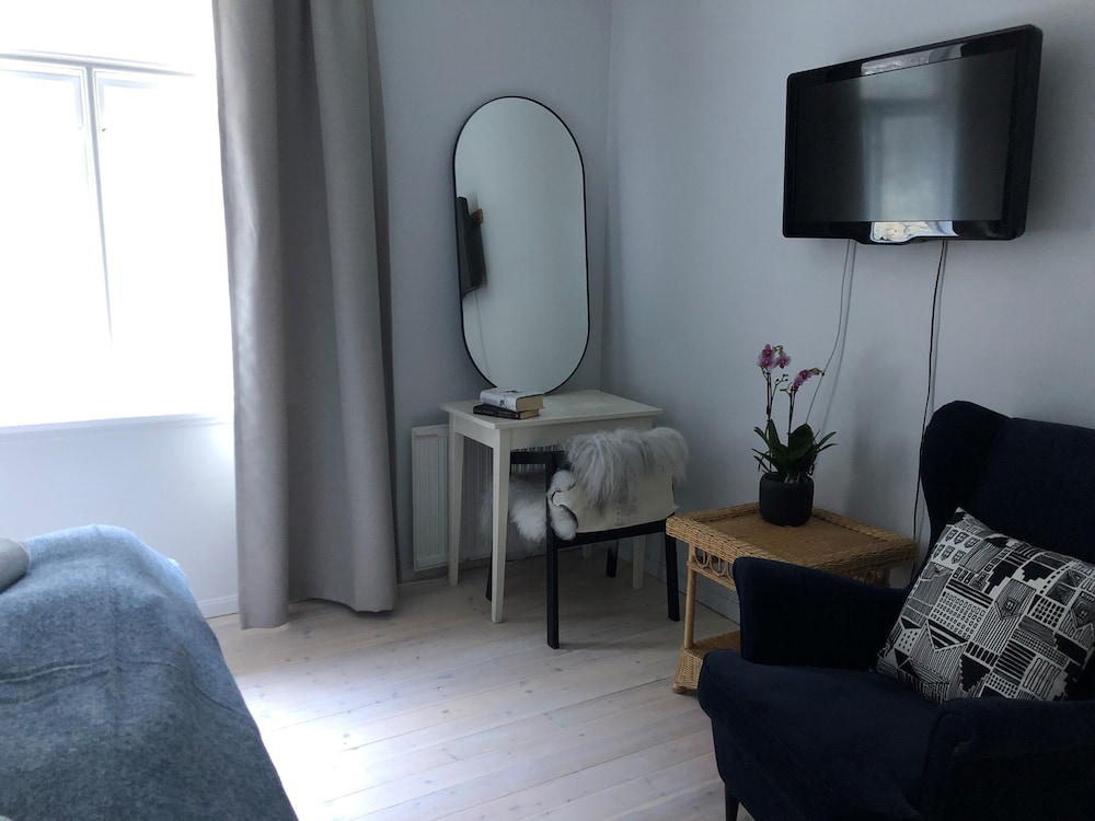 Lindstrom Hotel 27/46