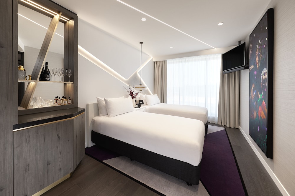 Hotel X Brisbane Fortitude Vly Vignette Colllection 27/82