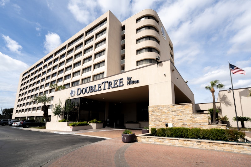 Doubletree By Hilton Houston Hobby Airport 27/28