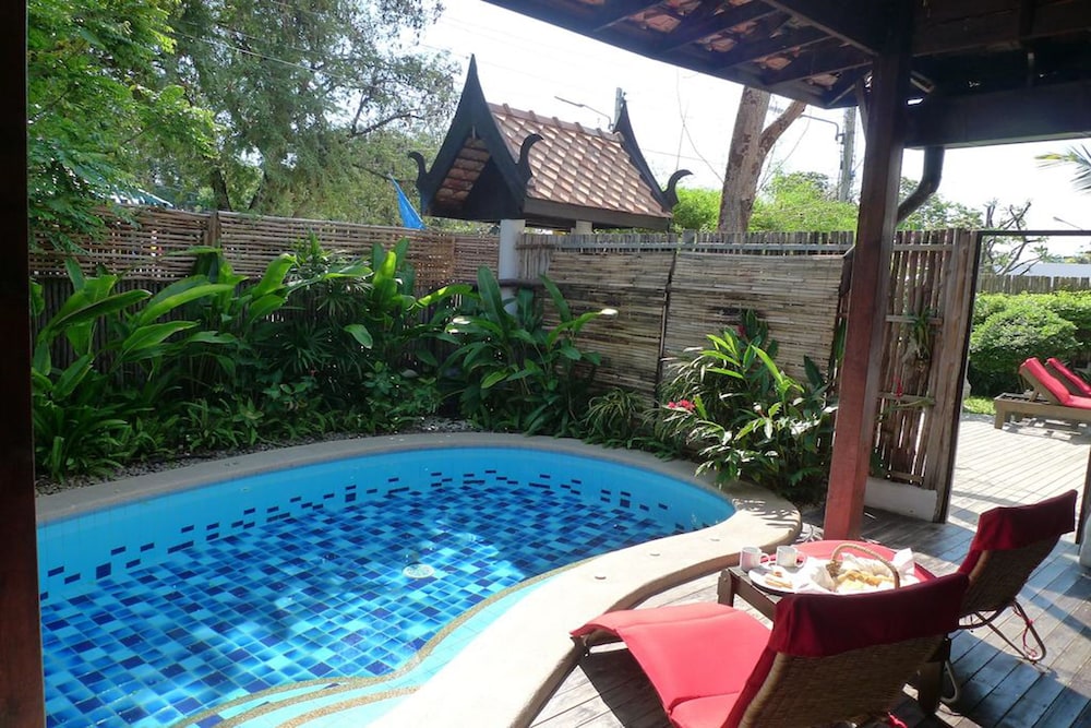 Baan Talay Chine Boutique Resort 3/70