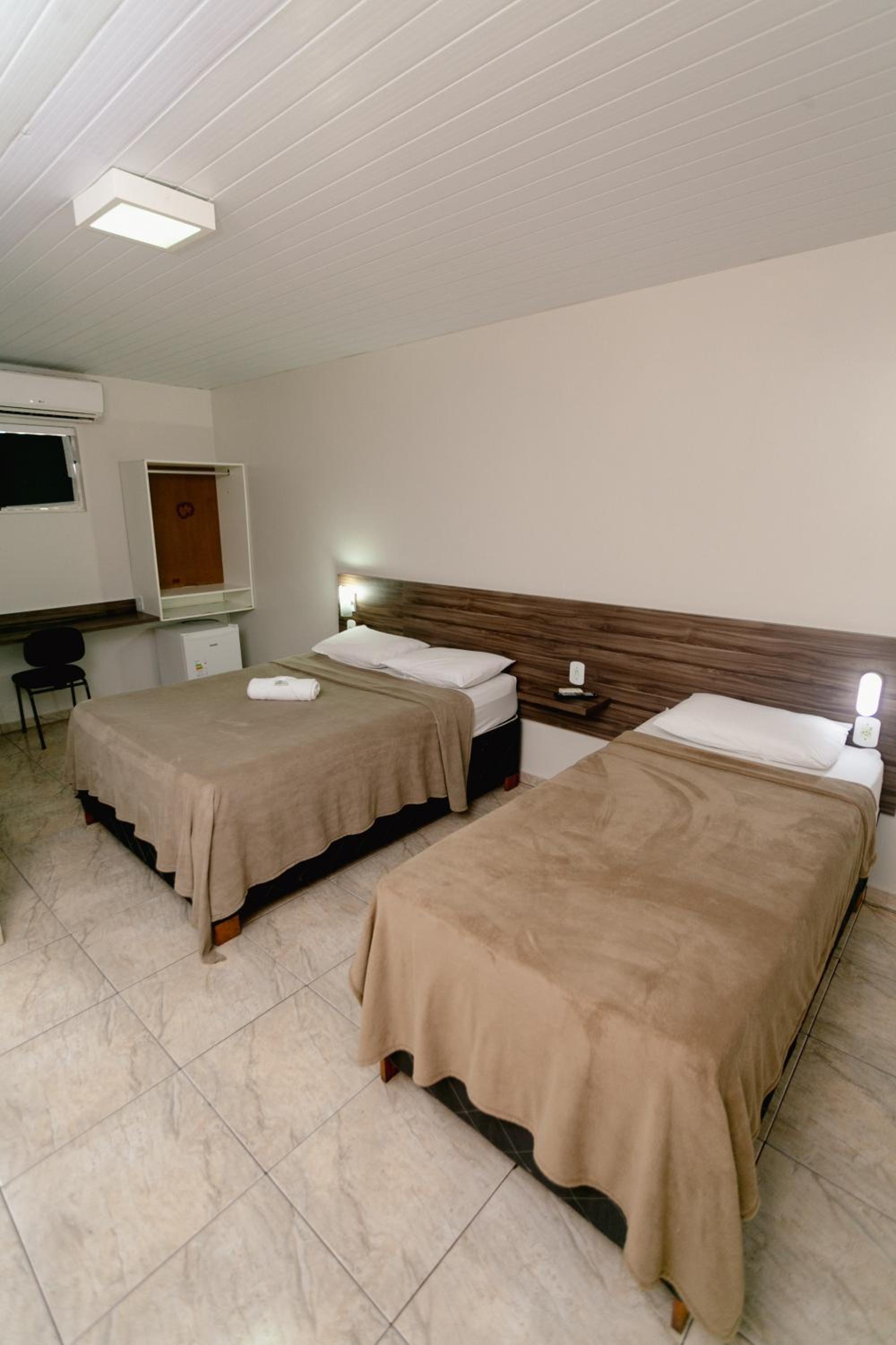 Hotel Verde Mares 16/50