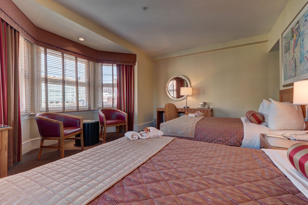 Alexander Inn 24/59