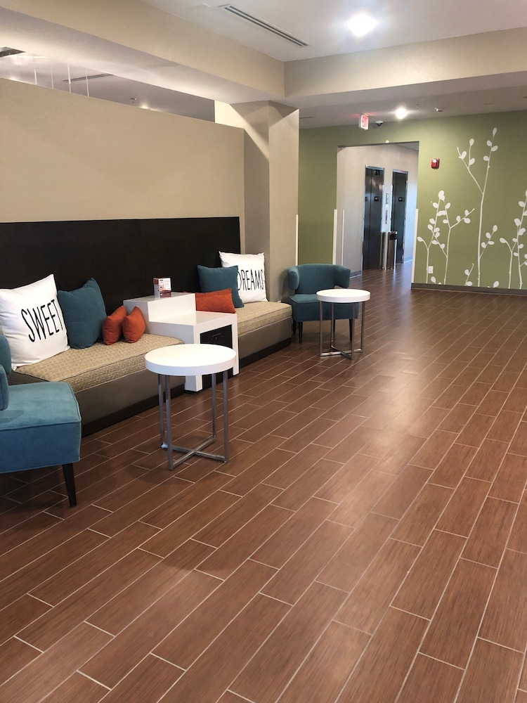 Sleep Inn and Suites Fort Worth Fossil Creek 28/44