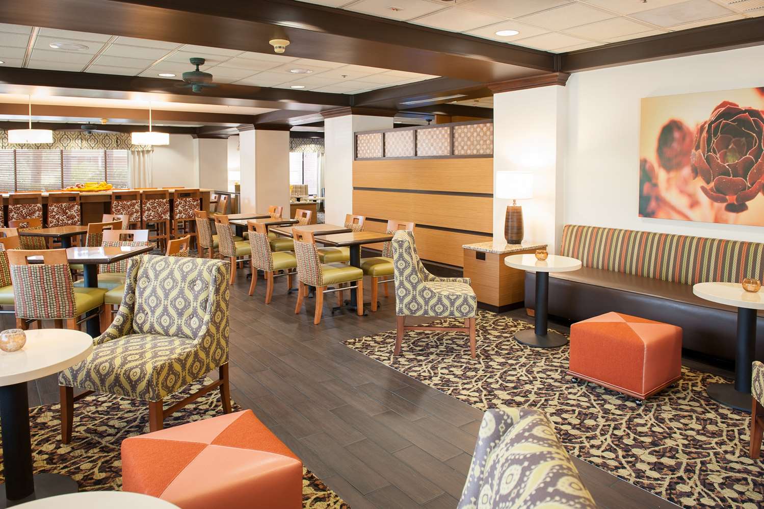 restaurant cafeteria