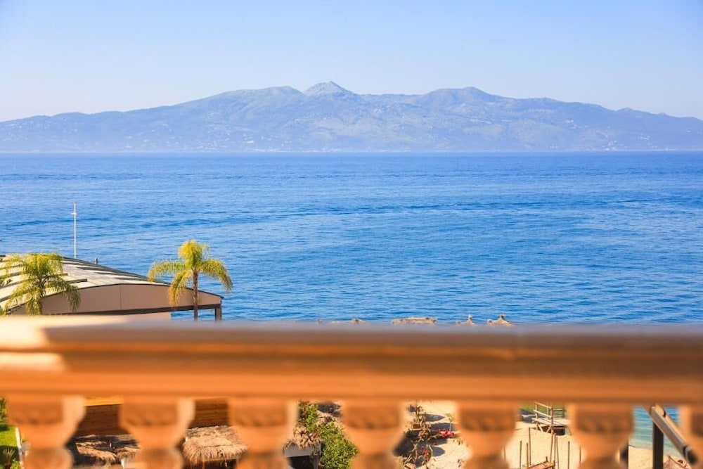 Hotel Apollon 47/64