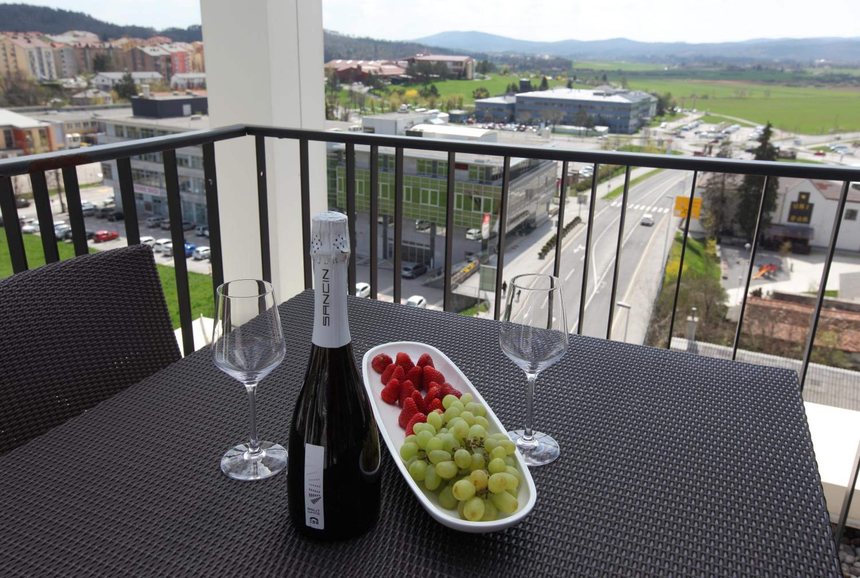 Hotel Kras 42/61