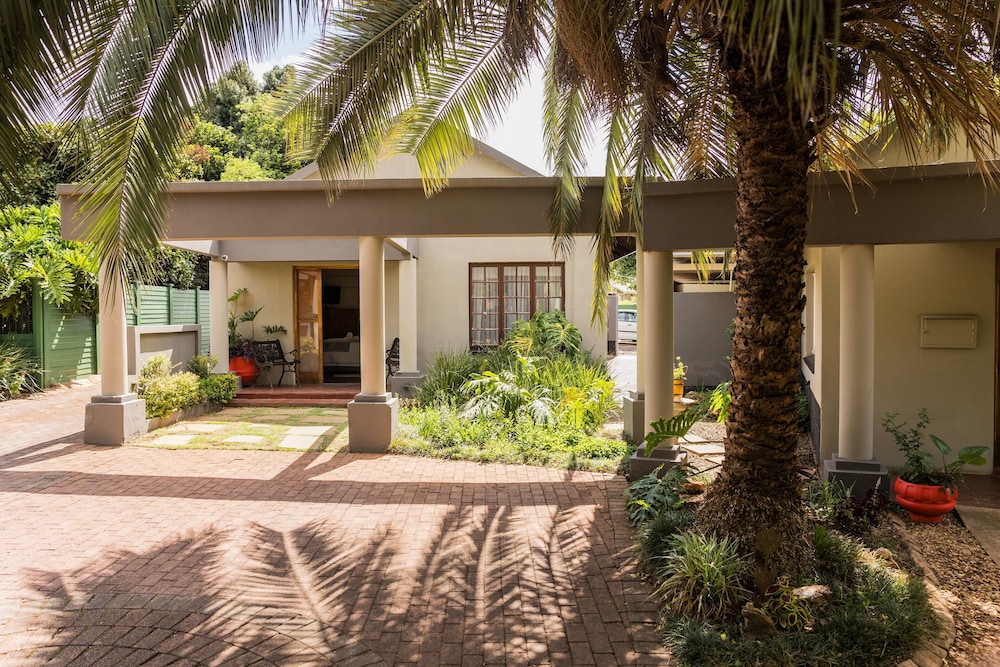 Rozendal Guest House 1/50