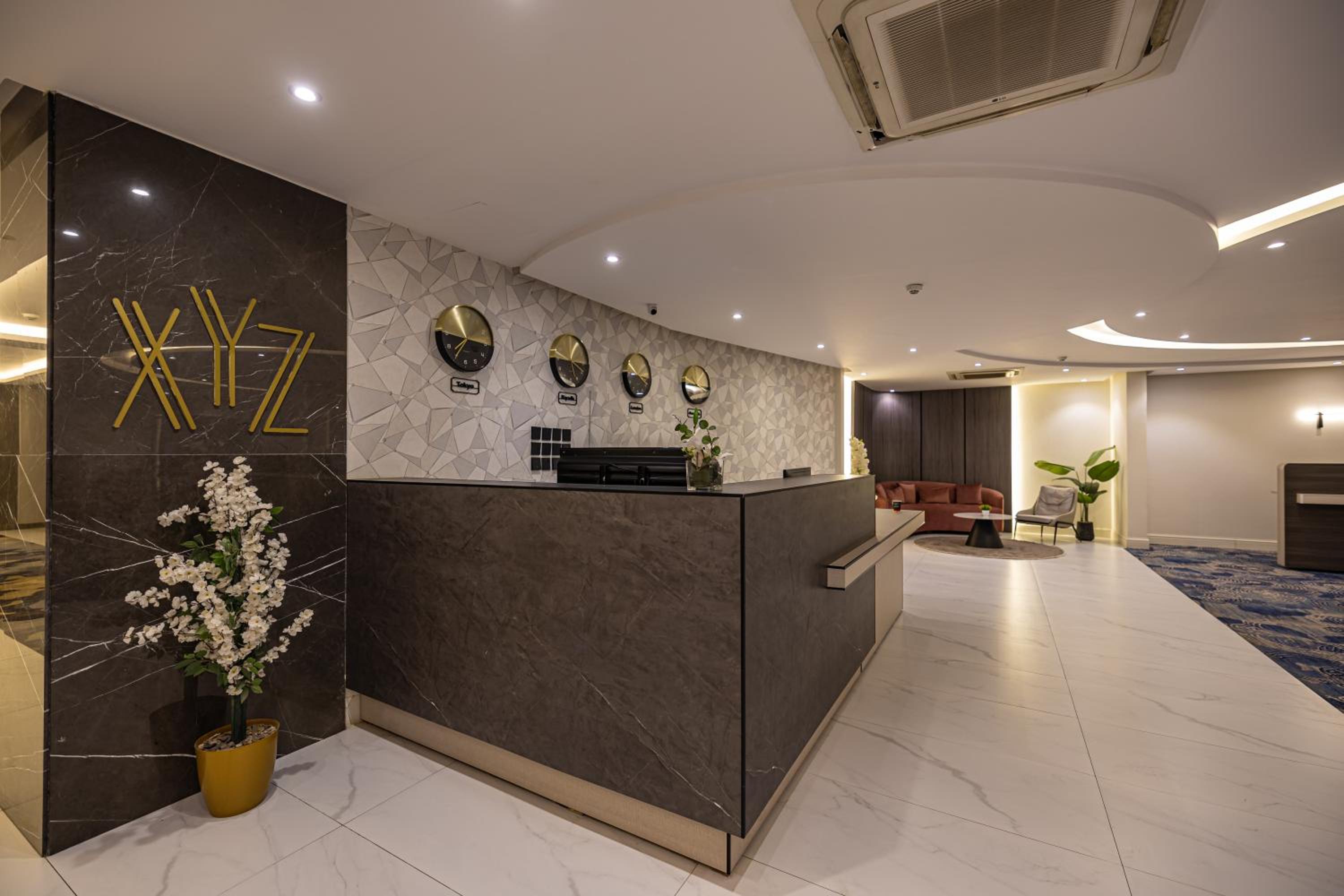 اكس-واي-زد(XYZ Hotel) 6/25