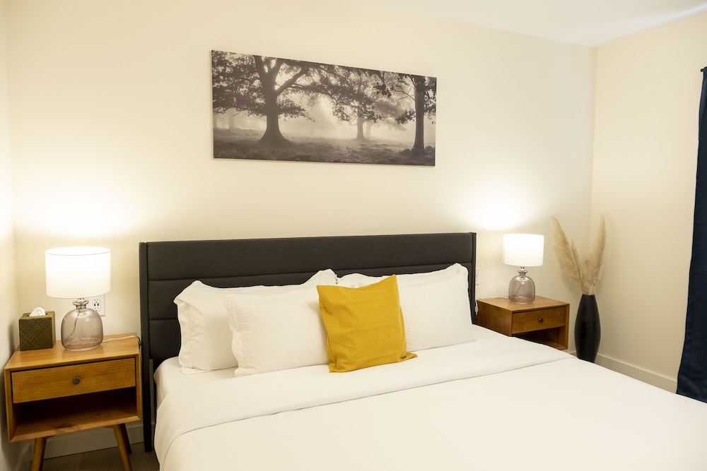 The Francis Boutique Inn 30/67