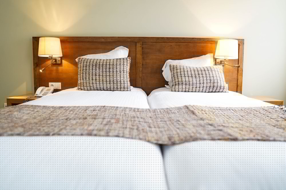 Hotel De Flandre 4/32