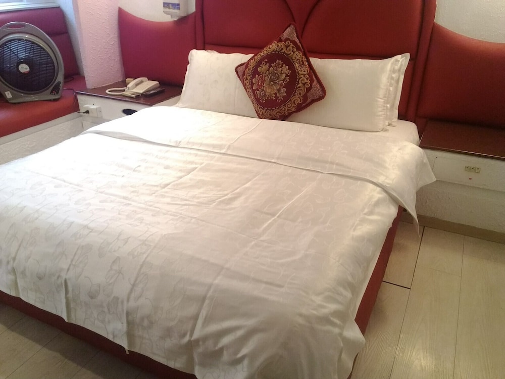 Aloha Hotel Keelung 39/54