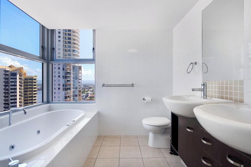Solnamara Beachfront Apartments 75/75