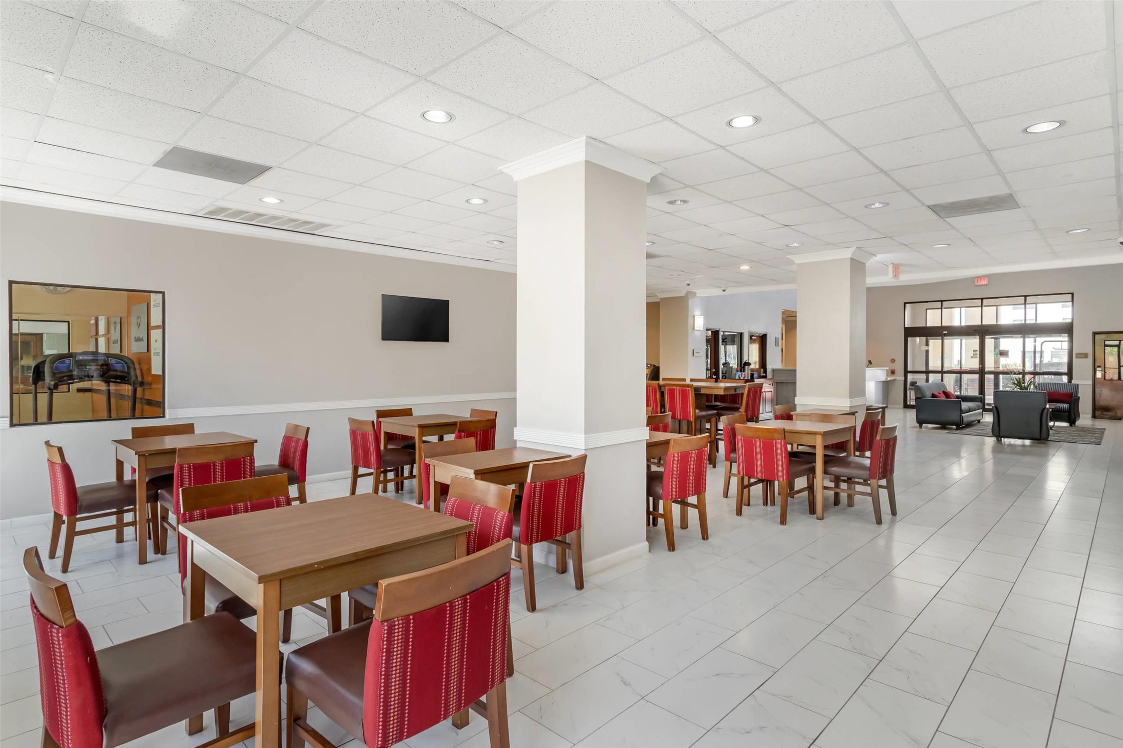 Comfort Suites Bush Intercontinental Airport 7/15