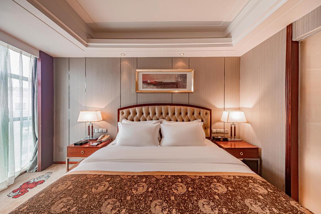 Rezen Kingtown Hotel (Chongqing Liangping) 15/53