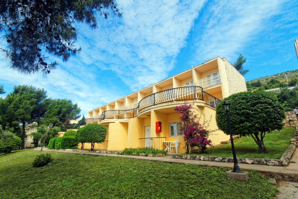 All Inclusive Hotel Val 44/50