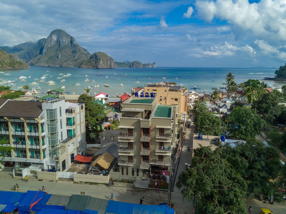 Coral Cliff Hotel 2/23