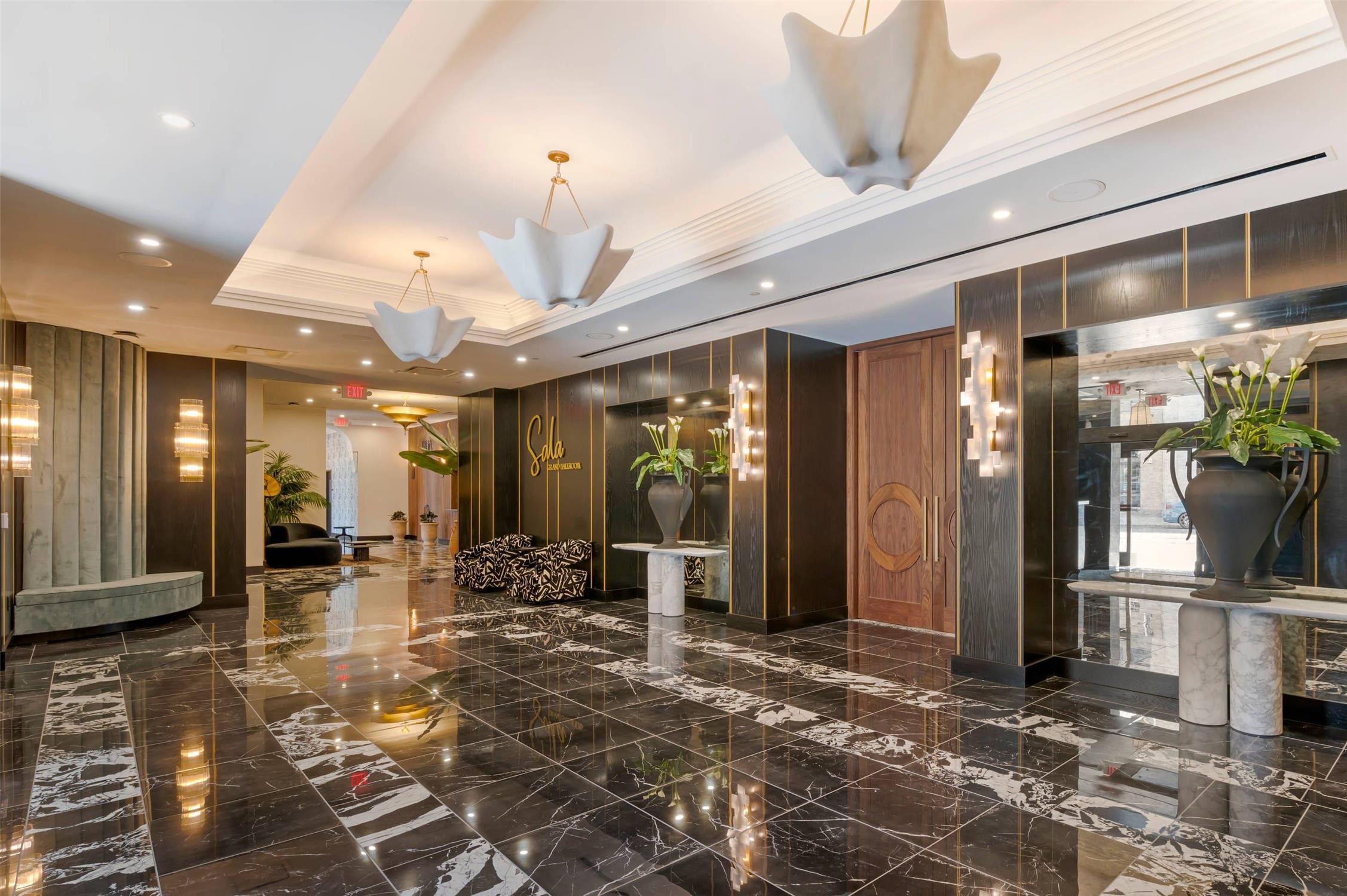 Cambria Hotel Detroit Downtown 14/49