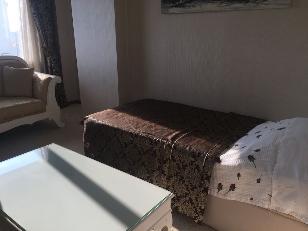 Pen Hotel 11/44