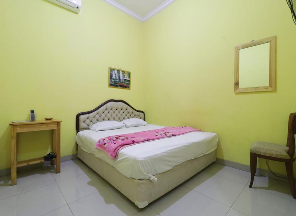 Hotel Surabaya Jaya Bandara Soetta by ZUZU 3/20