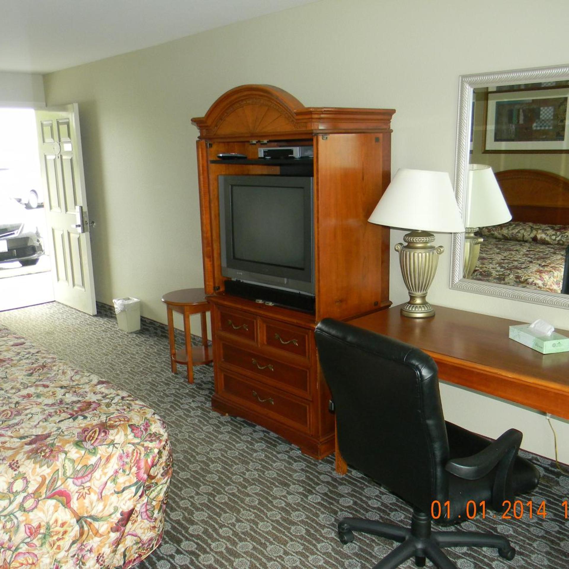 Lakeview Inn Centralia 20/28