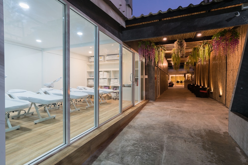 Destinaation Patong Boutique By The Sea 31/55