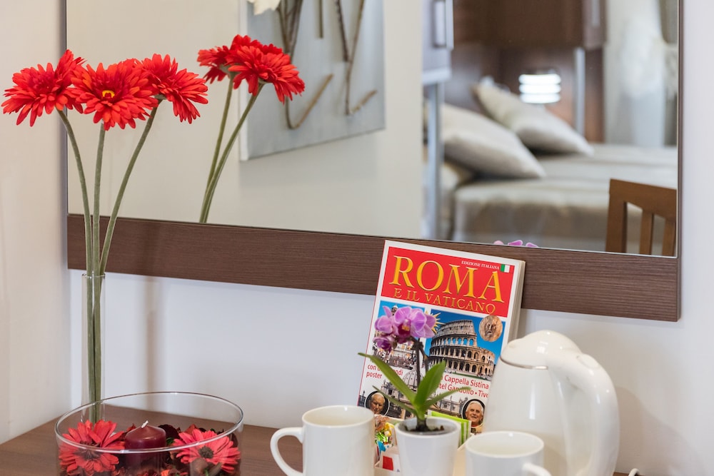 Rome Point Inn 3/39