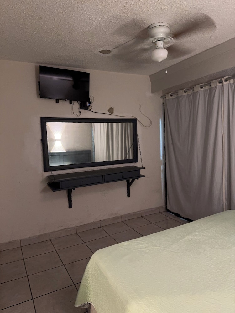 Hotel Nuevo Vallarta 20/37
