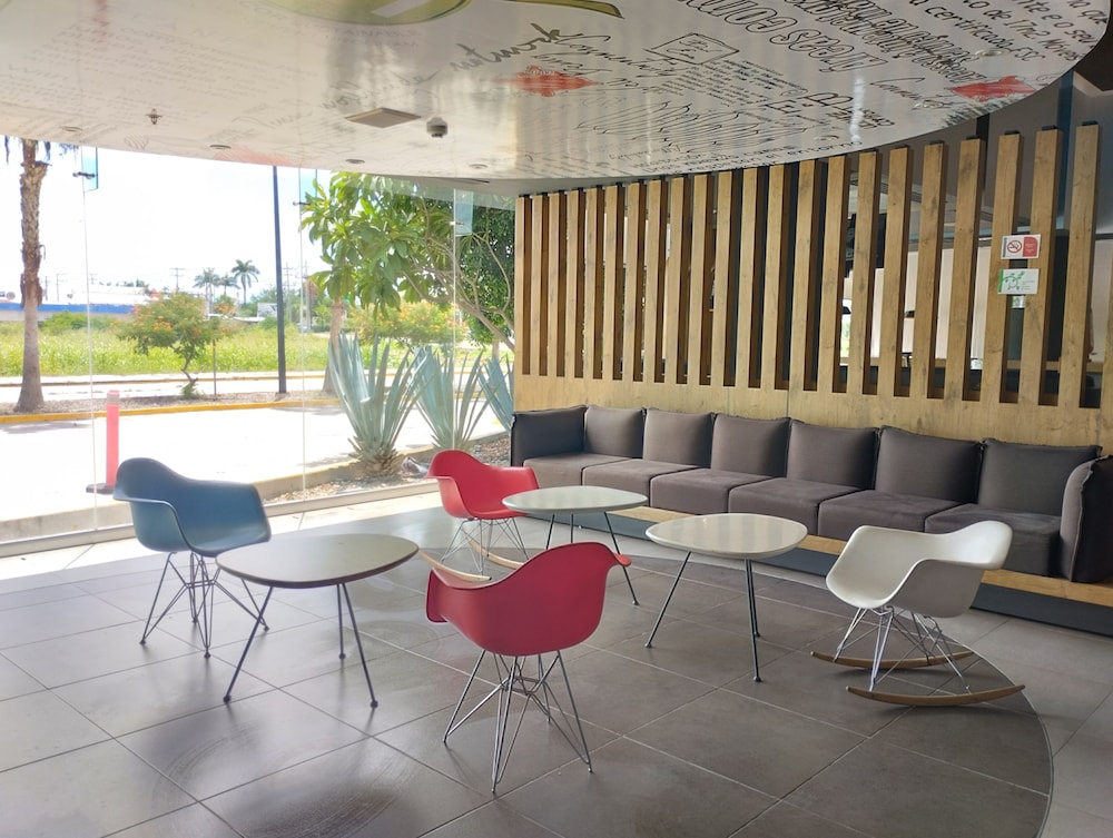 ibis Culiacan 30/50