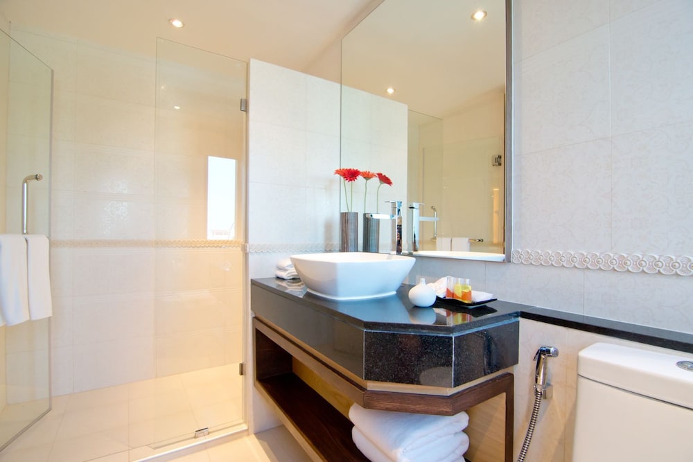 Grand Lord (Boutique) Hotel 25/59