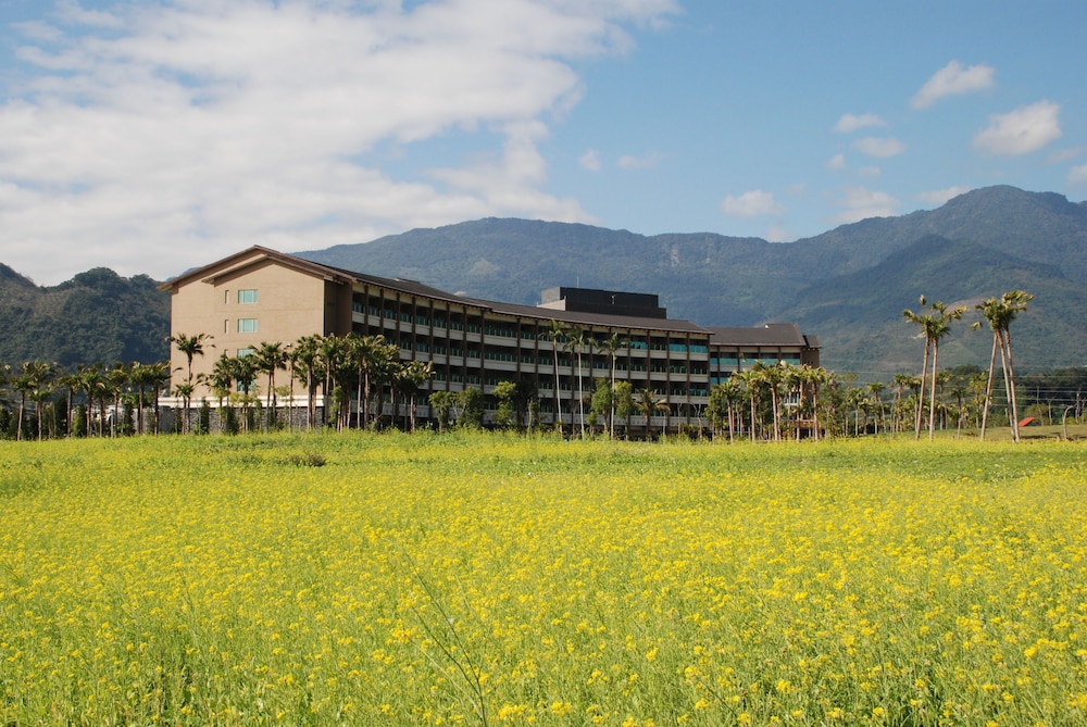 Luminous Hot Spring Resort 39/46