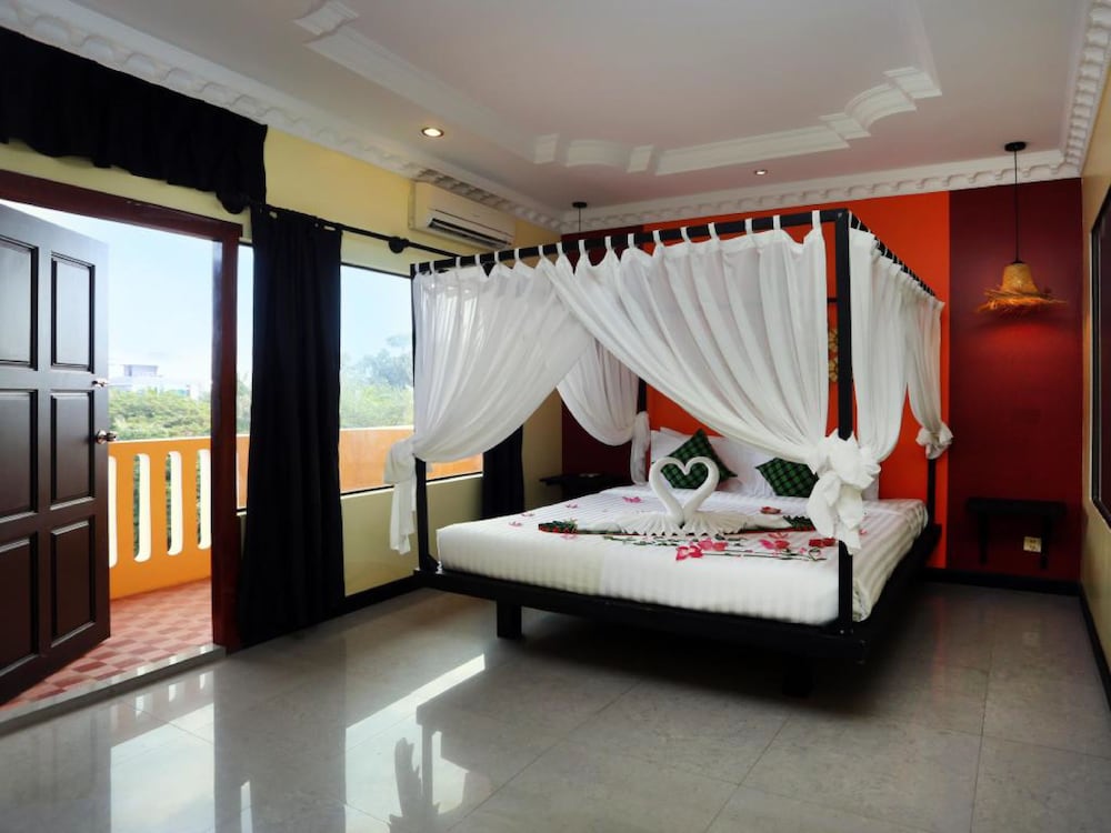 Central Indochine D Angkor Hotel 18/50
